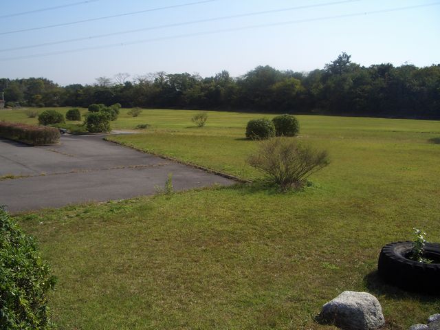 芝生広場の画像