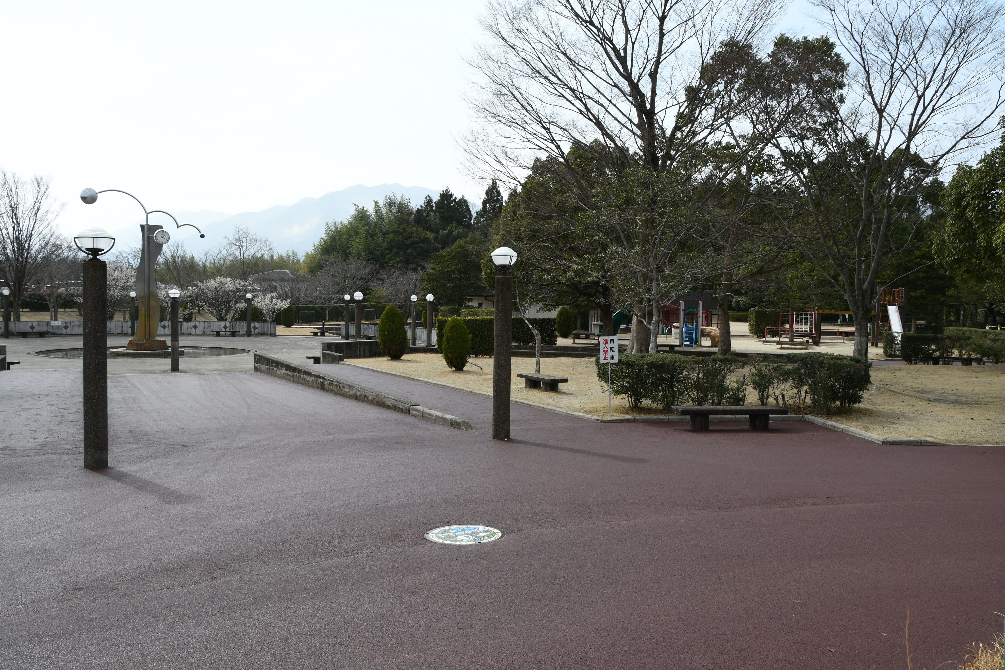 菰野町福祉公園に『ポケふた』（ポケフタ）が設置されましたの画像2