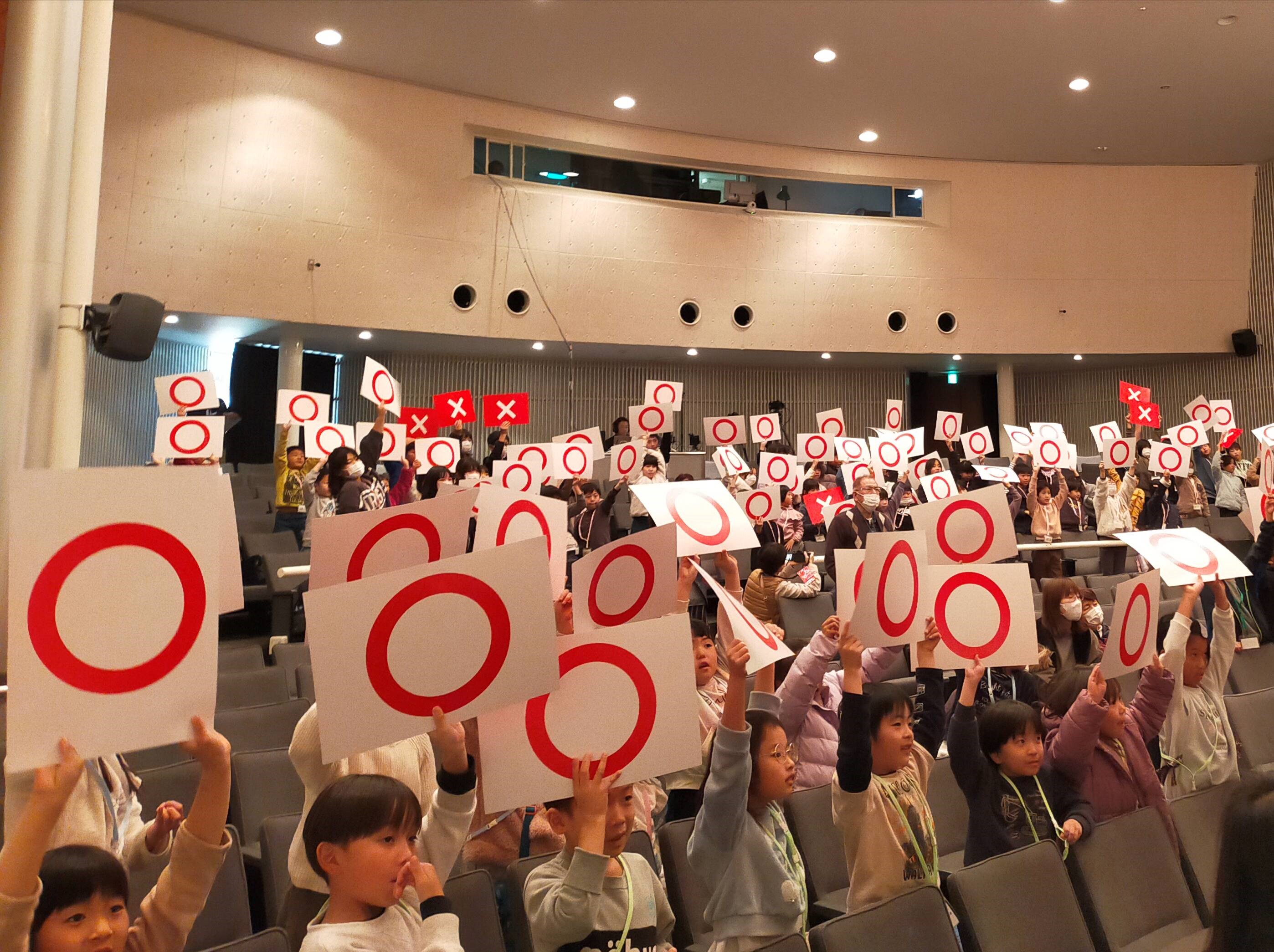 偉人マンガ「八重姫伝」読書感想文・イラストコンテスト表彰式を開催の画像2